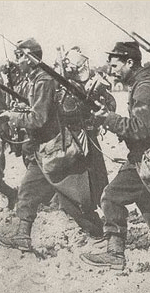 Charge des fantassins fran&ccedil;ais en Champagne en septembre 1914