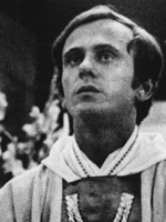 Le p&egrave;re Popieluszko, am&ocirc;nier de Solidarnosc, victime de la milice en 1984