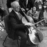 Rostropovitch devant le Mur (DR)