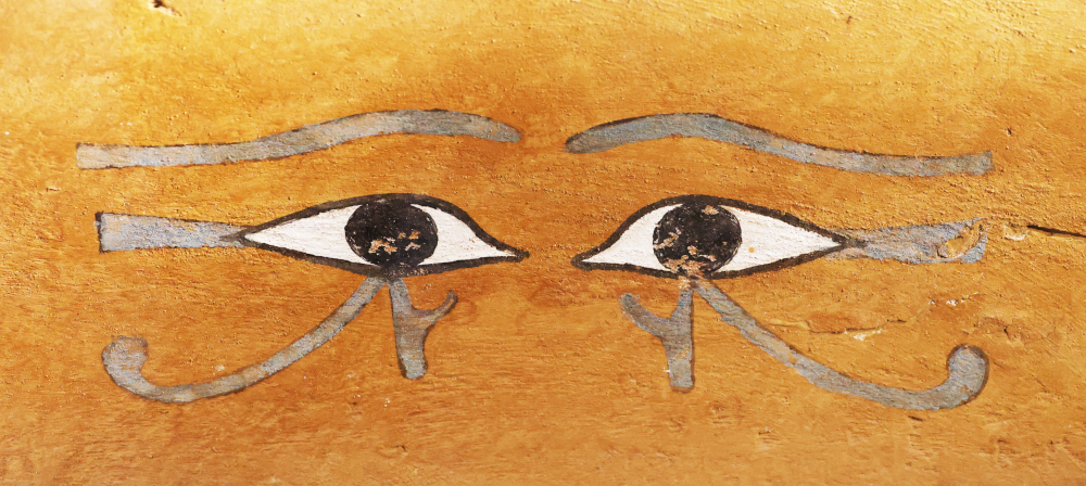 Détail d'un sarcophage, Grand Egyptian Museum, photo. G. Grégor.