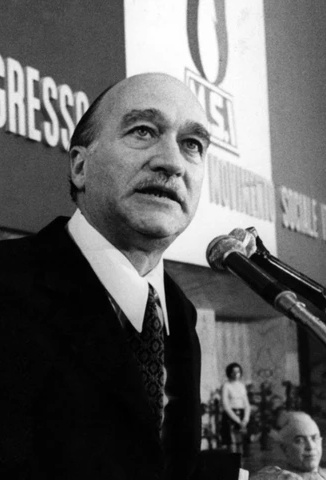 Giorgio Almirante (27 juin 1914, Salsomaggiore Terme, Parme ; Rome, 22 mai 1988)