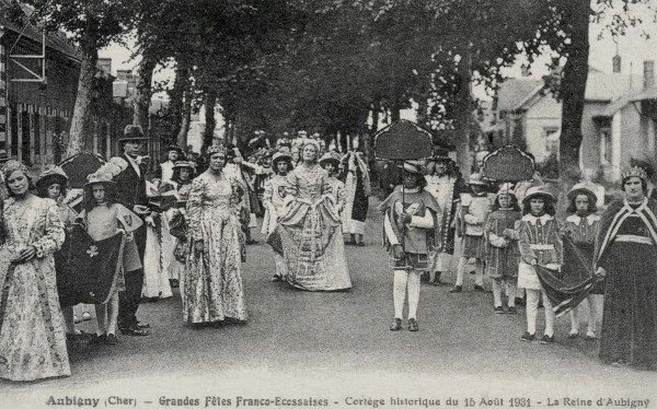 Cortège historique des Grandes fêtes franco-écossaises d'Aubigny en 1931.