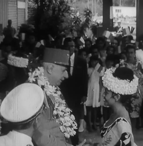 Le général de Gaulle inaugure à Papeete le CEP en 1966