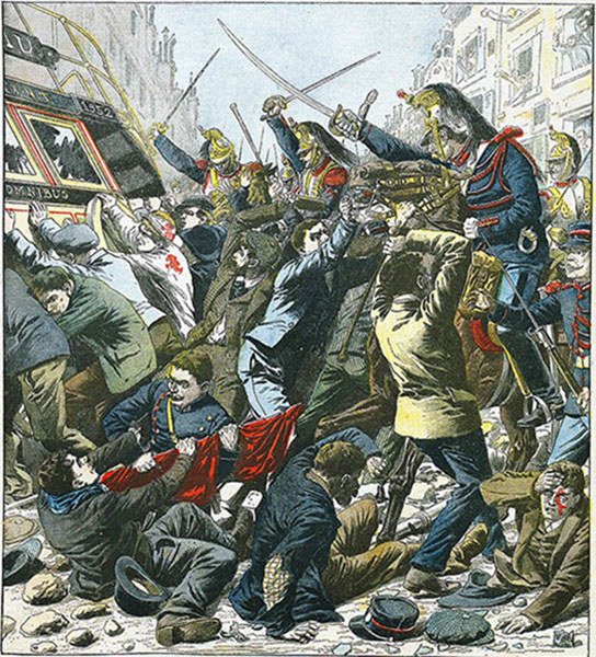Les manifestations du 1er mai à Paris. Une charge de cavalerie, Le Petit Journal, 13 mai 1906. Agrandissement : Georges Clemenceau tenant sa plume de journaliste au périodique La Justice, dessin de Manuel Luque.