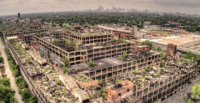 Usines Automobile Packard &agrave; Detroit (Michigan)