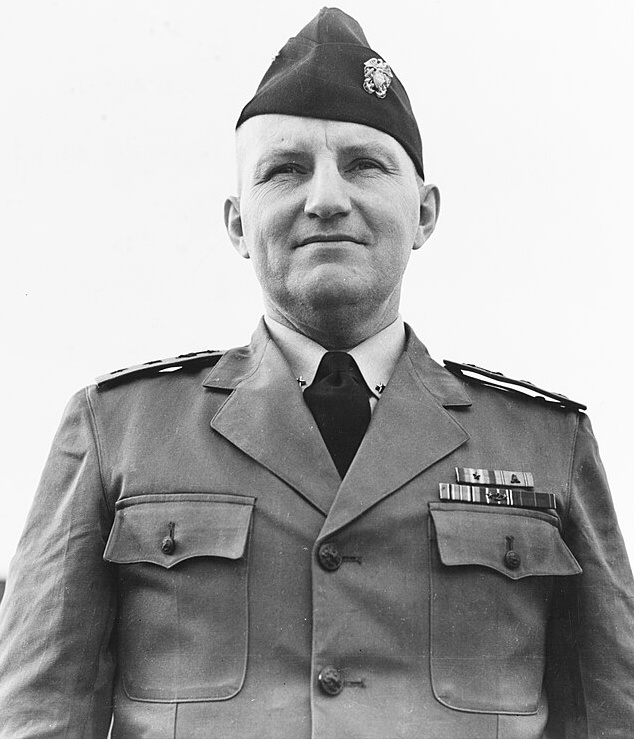 Le contre-amiral américain Don Pardee Moon (18 avril 1894 ; 5 août 1944), responsable de l'Opération Tigre