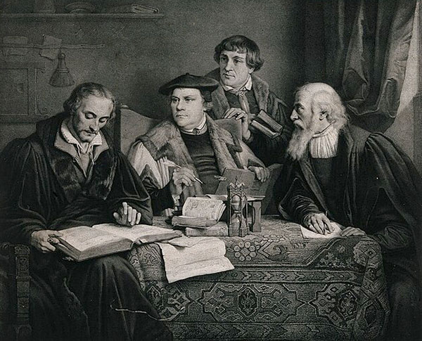 Luther, Melanchthon, Pomeranus et Cruciger traduisant la Bible, lithographie d'Alphonse-Léon Noël, vers 1860, d'après Labouchère, Londres, fondation Wellcome. Agrandissement : la première traduction complète de la Bible par Martin Luther de 1534, imprimée par Hans Lufft à Wittenberg (Saxe-Anhalt).