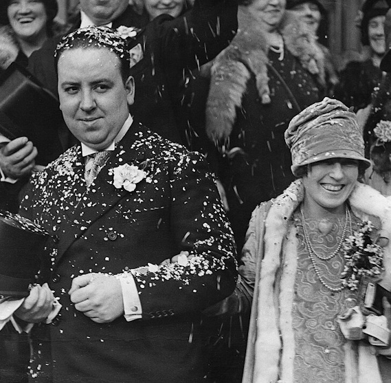 Mariage d'Alfred Hitchcock et Alma Marville le 2 décembre 1926 à 