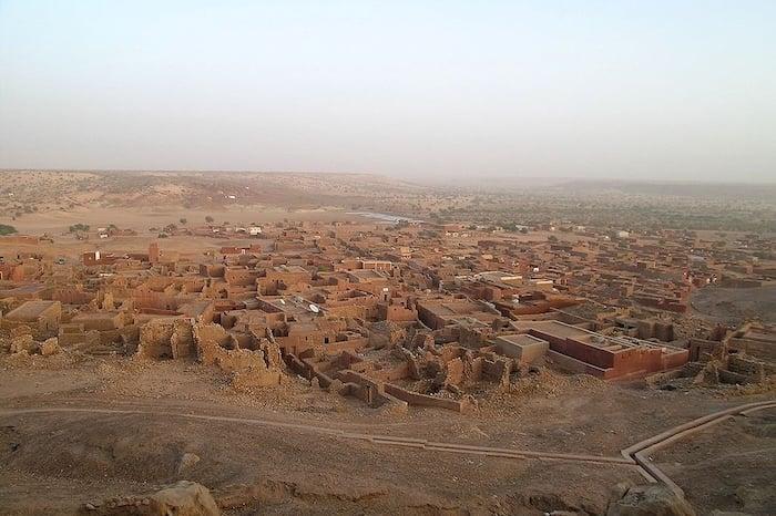 Le site archéologique de Koumbi Saleh, en Mauritanie, généralement identifié à la capitale du Ghana médiéval (site inscrit au patrimoine de l'humanité par l'UNESCO)