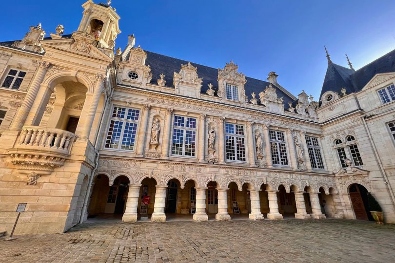 Hôtel de ville de La Rochelle ; agrandissement : incendie du 28 juin 2013