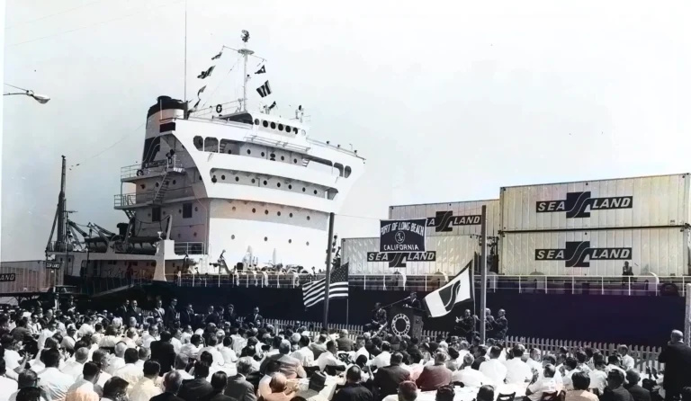 Arrivée du premier porte-conteneurs à Long Beach en 1962