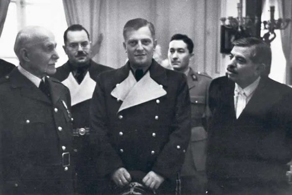 Philippe Pétain, Otto Abetz et Pierre Laval avant la rencontre de Montoire du 24 octobre 1940