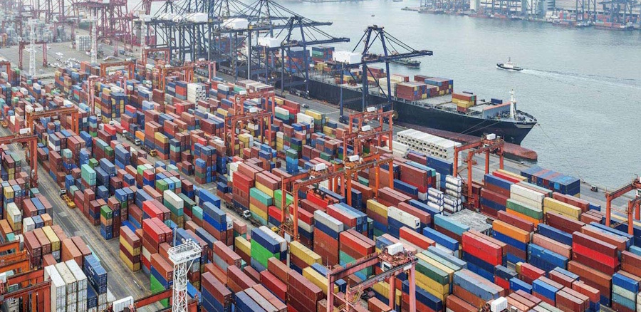 Le port de Rotterdam, porte d'entrée de l'industrie chinoise sur l'Europe