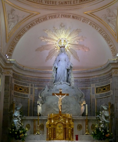 Chapelle Notre-Dame de la Médaille miraculeuse, rue du Bac, Paris.