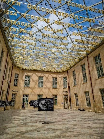 La Cit&eacute; internationale de la langue fran&ccedil;aise, inaugur&eacute;e en 2023 dans le ch&acirc;teau de Villers-Cotter&ecirc;ts
