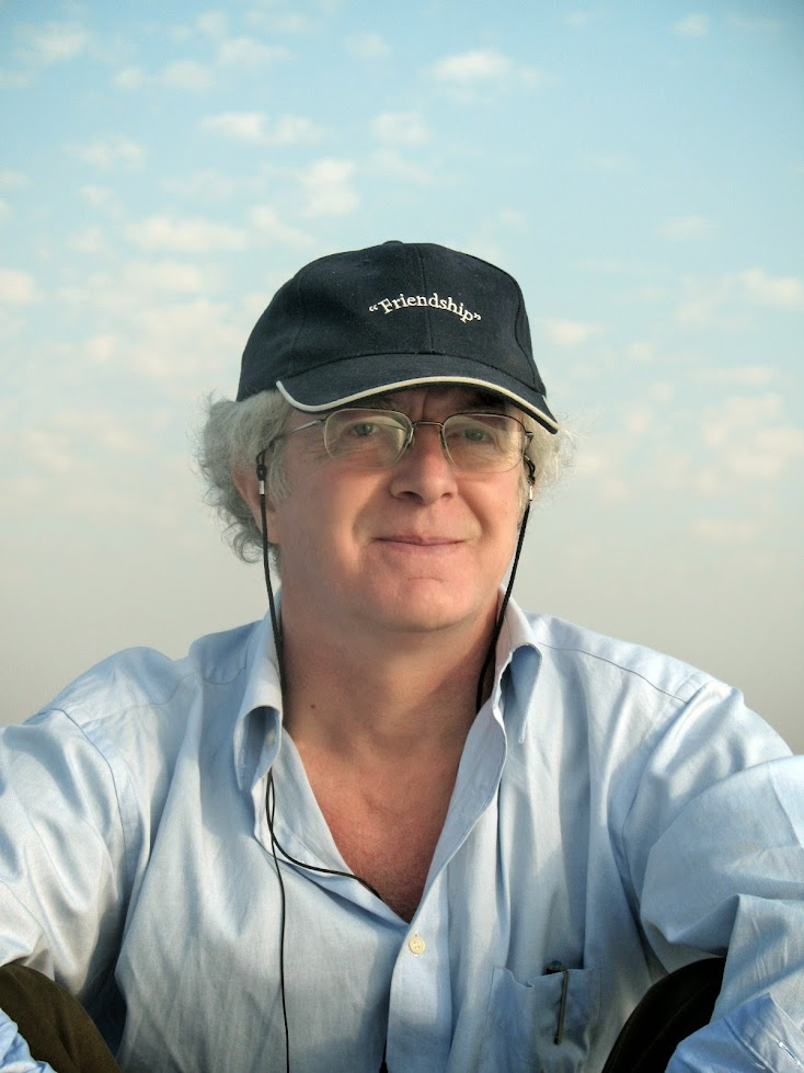 Yves Marre avec la casquette de l'association Friendship qu'il a créée