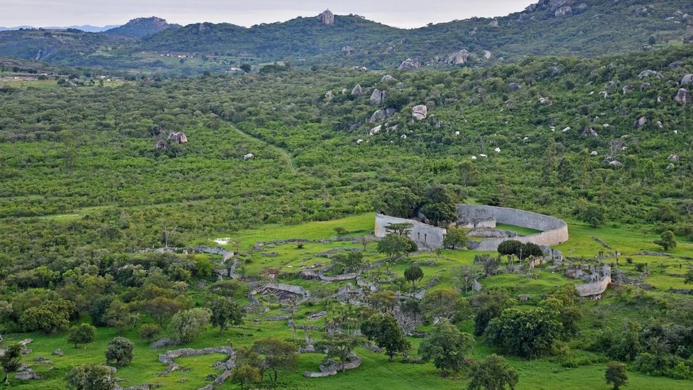 Les ruines de Grand Zimbabwe Les ruines de Grand Zimbabwe