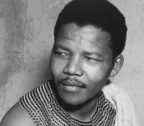 Nelson Mandela ( 18 juillet 1918 - 5 décembre 2013)