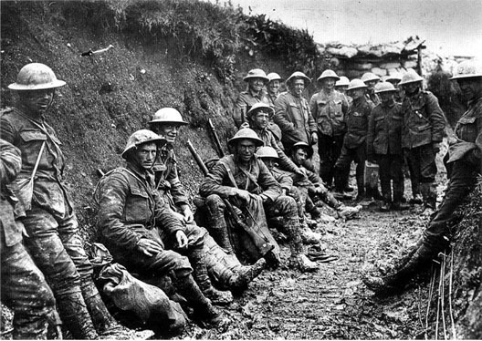 Soldats anglais dans la Somme en 1916